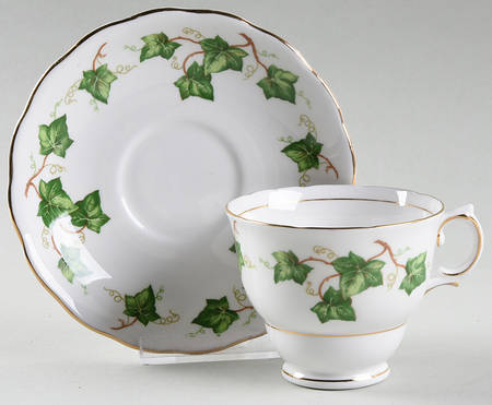 Ivy Leaf Footed Cup & Saucer Set