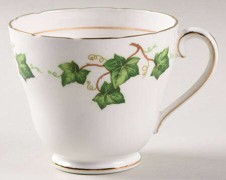 Ivy Leaf Footed Cup