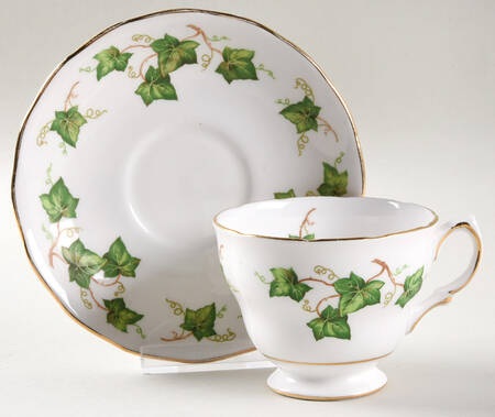 Ivy Leaf Footed Cup & Saucer Set