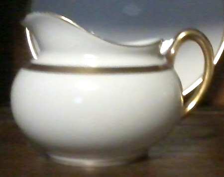 Hathaway Creamer by Cleveland (USA)