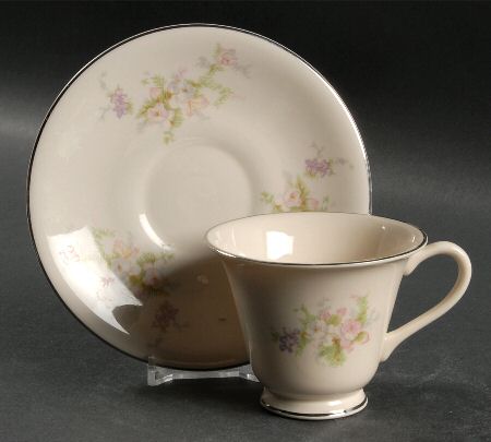 Overture Footed Cup & Saucer Set