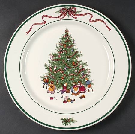 O'Tannenbaum 12" Chop Plate (Round Platter)