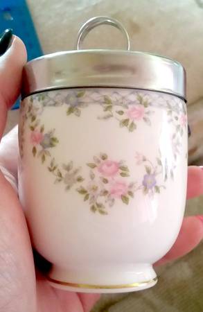 April Egg Coddler & Lid