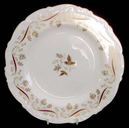 Burgundy Luncheon Plate