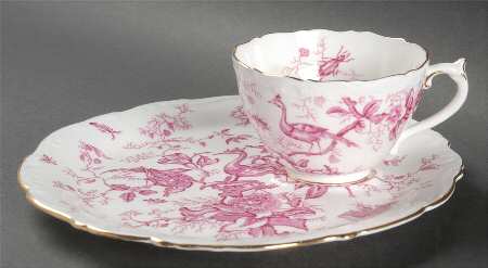 Cairo Pink On White (Raised Edge, Gold) Snack Plate & Cup Set