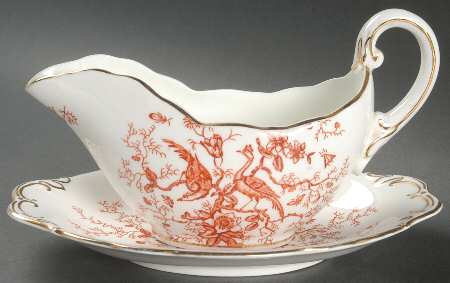 Cairo Rust On White (Not Raised, Gold) Gravy Boat & Underplate