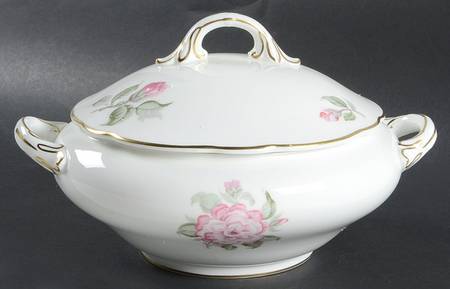Camellia (Gold Trim) Round Covered Vegetable
