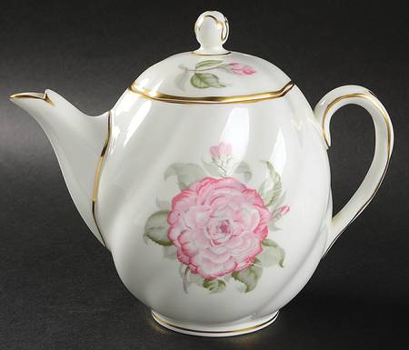 Camellia (Gold Trim) Teapot & Lid