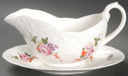 Caughley Sprays Gravy Boat & Underplate