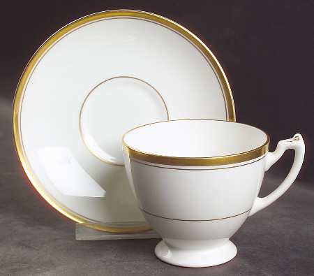 Connoisseur Footed Cup & Saucer Set
