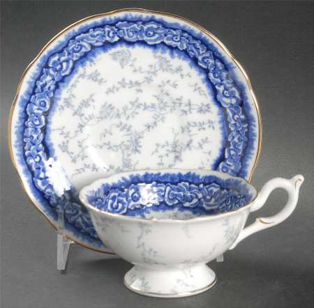 Dalemere Footed Cup & Saucer Set