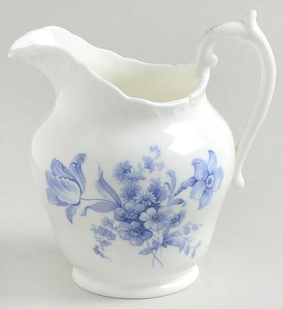 Divinity Blue Creamer