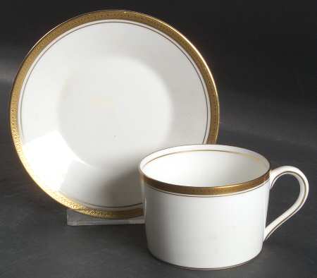 Elite Gold Flat Cup & Saucer Set