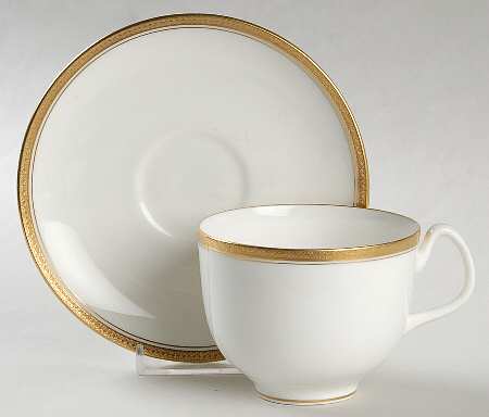 Elite Gold Flat Cup & Saucer Set