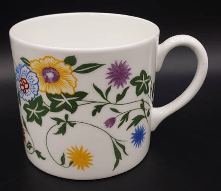 Flourish Flat Cup
