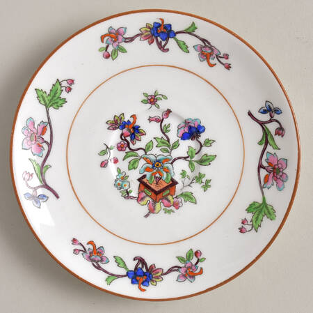 Flower Pot (Brown Trim, Smooth) Saucer