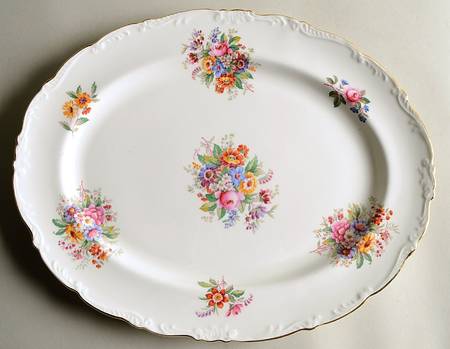 Fragrance (9504, Raised Edge) 14" Oval Serving Platter