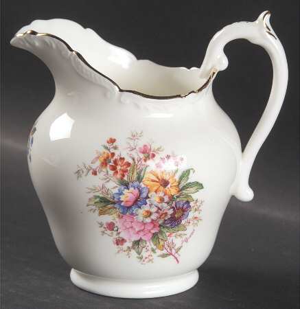 Fragrance (9504, Raised Edge) Creamer