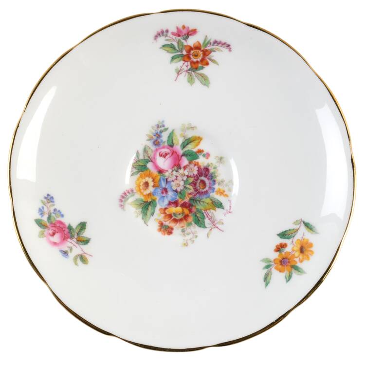 Fragrance (9054, Not Raised, Scalloped) Saucer