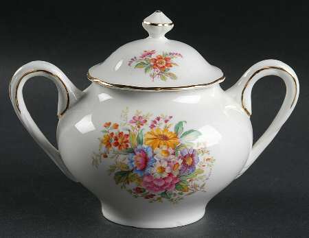Fragrance (9054, Not Raised, Scalloped) Sugar Bowl & Lid