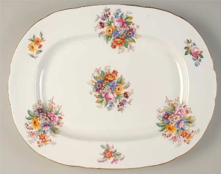Fragrance (9054, Not Raised, Scalloped) 15" Oval Serving Platter