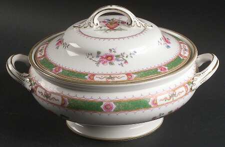 French Noble Round Covered Vegetable