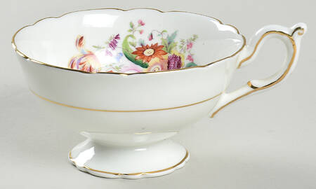 Junetime Footed Cup