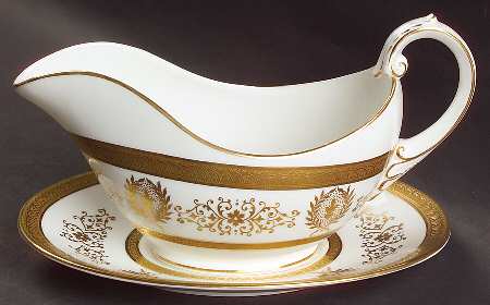 Lady Anne Gold Gravy Boat & Underplate