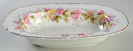 Marilyn 9" Oval Vegetable Bowl