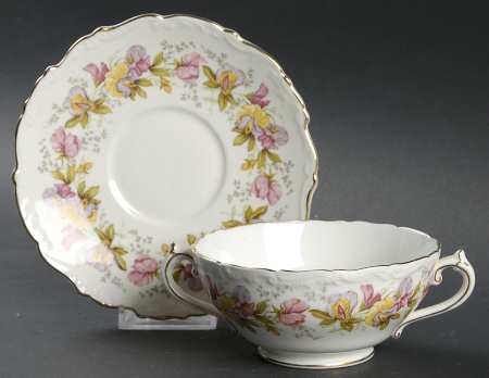 Marilyn Footed Cream Soup Bowl & Saucer Set