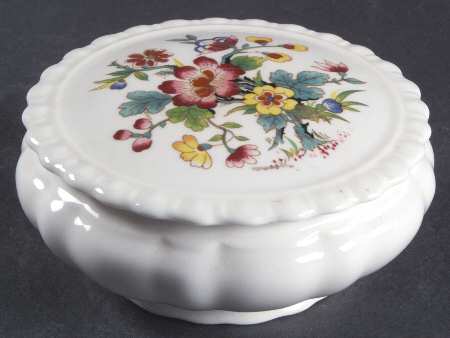 Ming Rose 3" Round Box & Lid
