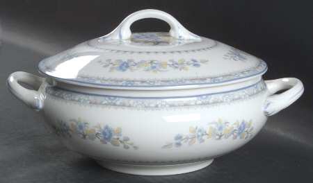 Pearl Round Covered Vegetable