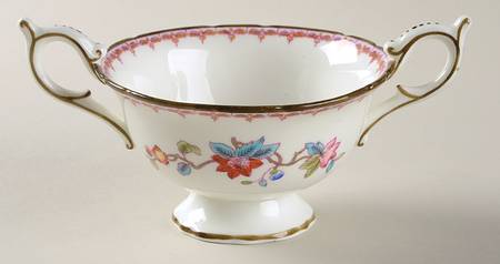 Pembroke (Scalloped Edge) Footed Bouillon Cup