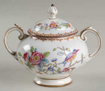 Pembroke (Smooth Edge) Sugar Bowl & Lid
