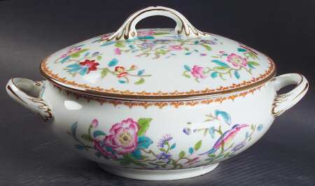 Pembroke (Smooth Edge) Round Covered Vegetable