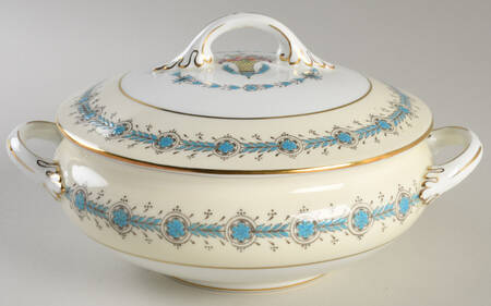 Queen Elizabeth Ivory Round Covered Vegetable