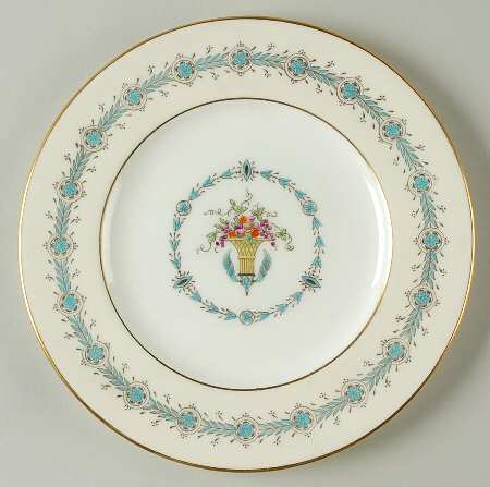 Queen Elizabeth Ivory Luncheon Plate
