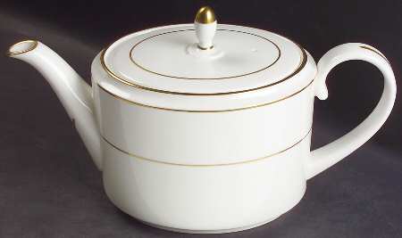 Royalty Teapot & Lid