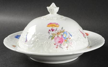 Sevres Group (Embossed, No Trim) Muffin Dish & Lid