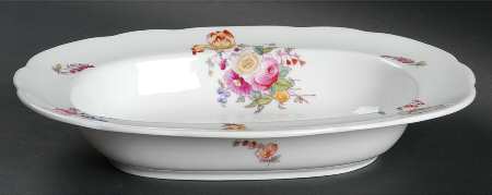 Sevres Group (No Embossing, Gold Trim) 9" Oval Vegetable Bowl