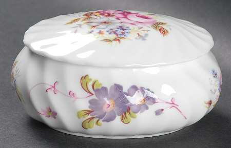Shrewsbury Powder Box with Lid