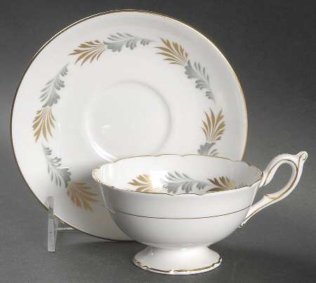 Sonnet (Smooth Edge) Footed Cup & Saucer Set