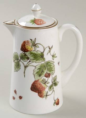 Strawberry (Scalloped) Large Syrup with Lid