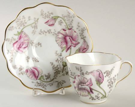 Sweet Pea Flat Cup & Saucer Set