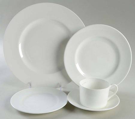 Tiffany White 5 Piece Place Setting