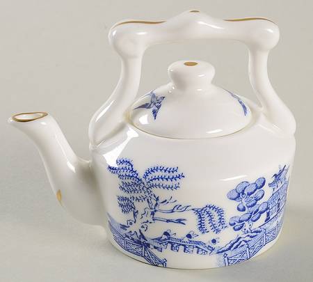 Willow Toy Kettle