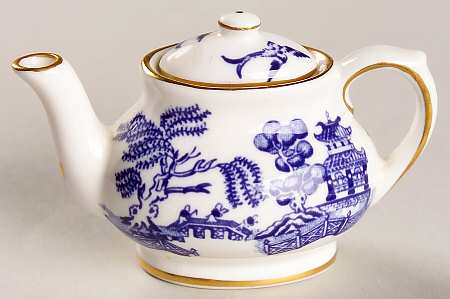 Willow Toy Teapot & Lid