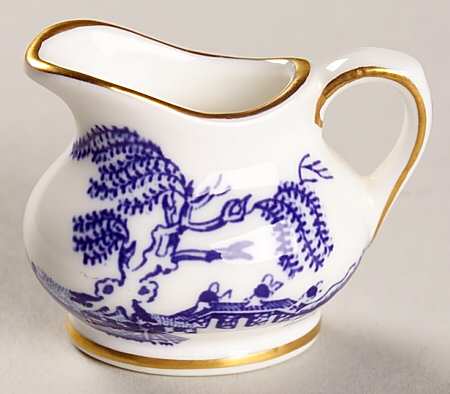 Willow Toy Creamer