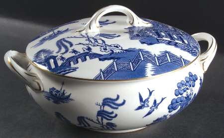 Willow Round Covered Vegetable