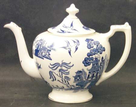 Willow Teapot & Lid